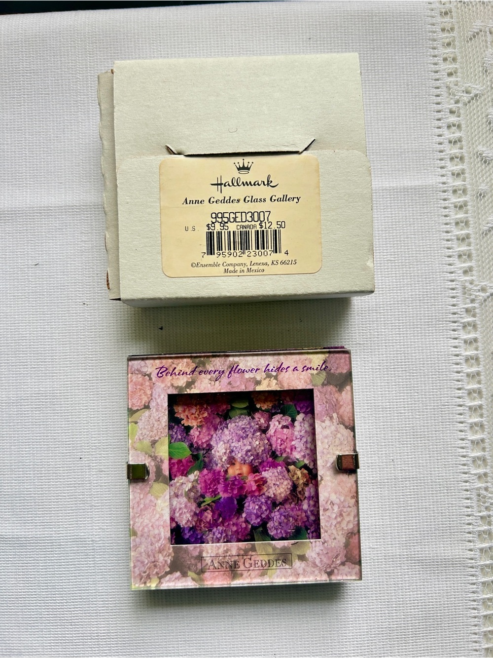 Hallmark Anne Geddes Glass Gallery Photo Frame Purple Lilacs 3” 1998 New In Box - Picture 9 of 11